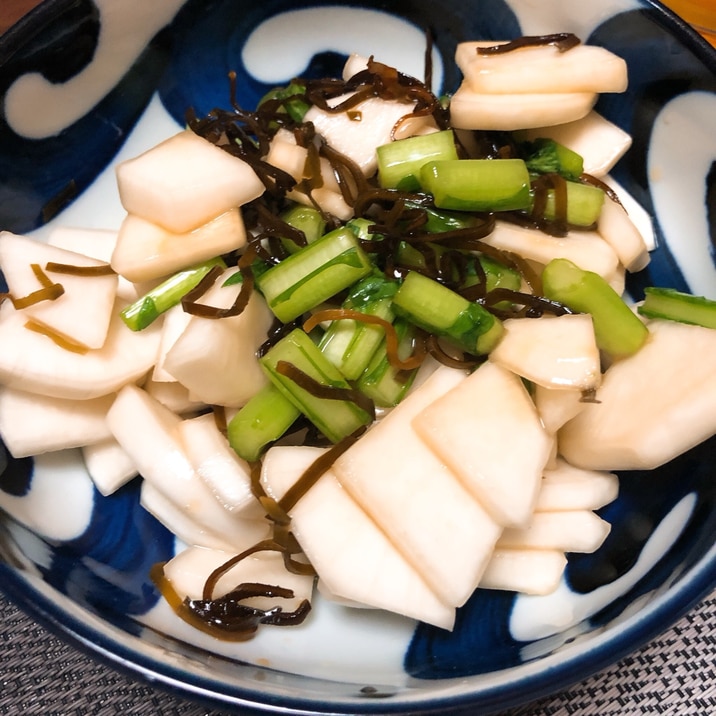 農家直伝！塩昆布と白だしで簡単カブの浅漬け♡